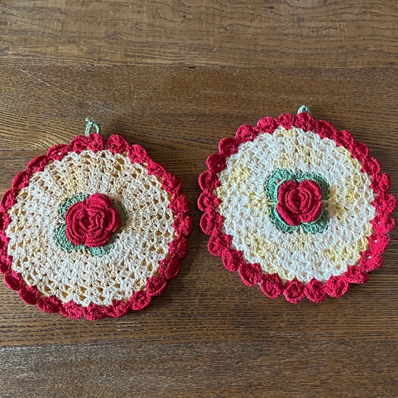 Other - Vintage Handmade Crochet Rose Hot Pads